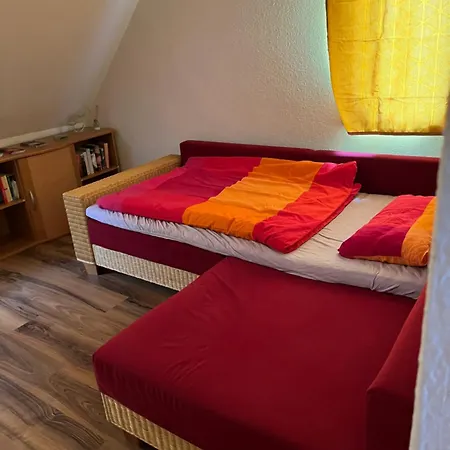 Kleine Bauernhof-wohnung Im Stadtbusbereich *