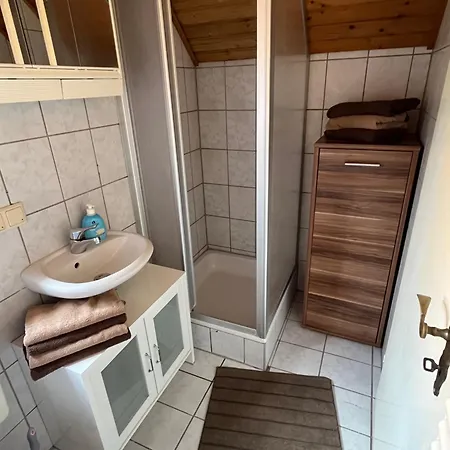 Apartman Kleine Auf Dem Huehnerhof Im Stadtbusbereich Coburg