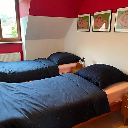 Apartment Kleine Auf Dem Huehnerhof Im Stadtbusbereich Coburg
